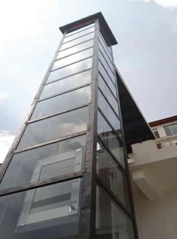 Panoramic glass hoistway